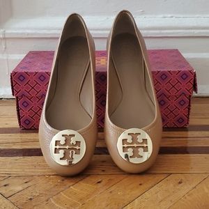 Tory Burch Reva Ballet Tumbled Leather Royal Tan/Gold Size 7